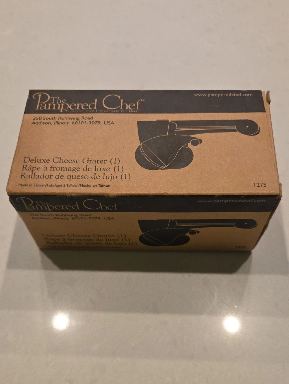 The Pampered Chef Deluxe Cheese Grater Box - Brown and Black